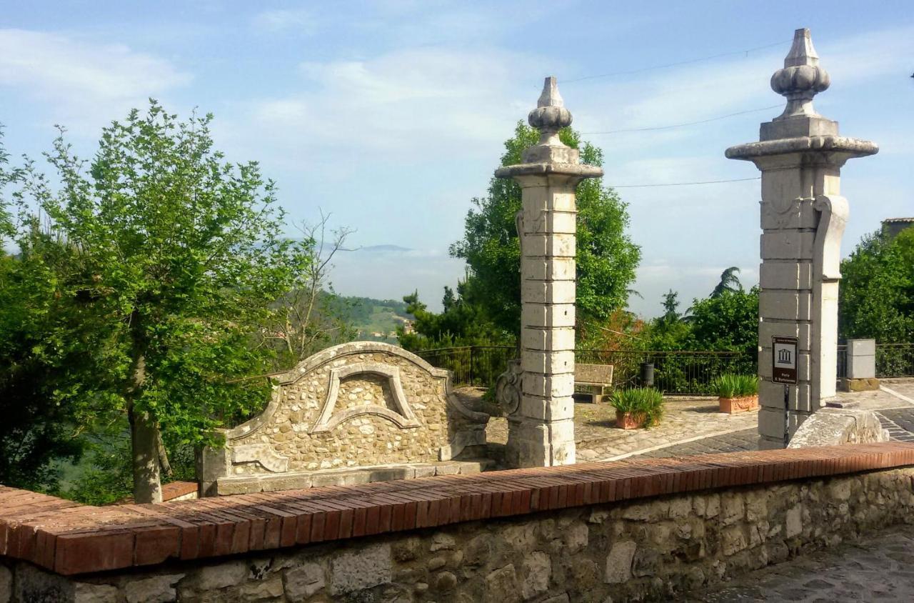 B&B Le Colonne Montefusco Exterior foto